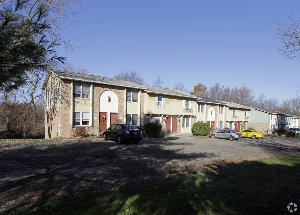 421435 Heritage Ave, Canal Fulton, OH 44614 Apartments in Canal Fulton, OH