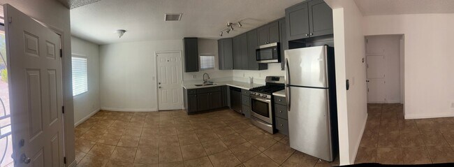 Building Photo - Affordable 3 bedroom / 1 bathroom home in Banning