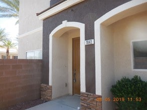 Building Photo - 9303 Gilcrease Ave