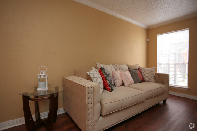 Sala de estar - Weston Oaks Apartments