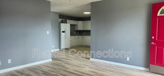 Building Photo - 1306 W Mack Ave