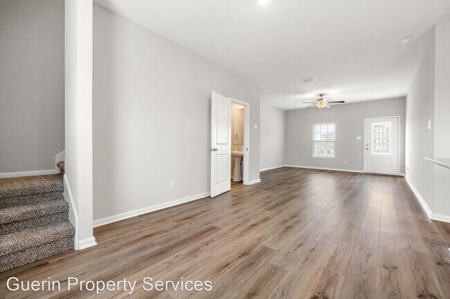 Foto del edificio - 3 br, 2.5 bath House - 9139 Bennet Forest