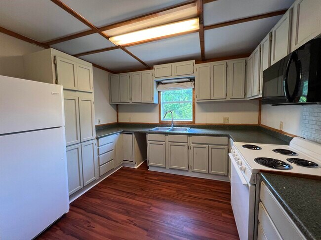 Building Photo - 3206 Louisiana Ave