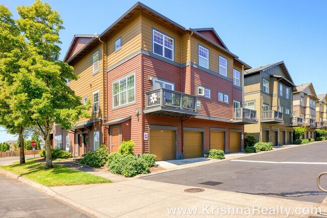 Photo - Spectacular 3BD* 2.5 BA* Condo*by Nike Wor...