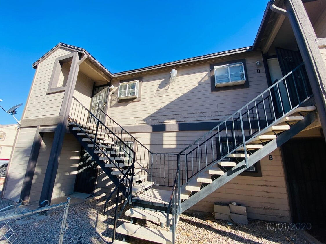 Primary Photo - 2 Bed 1 Bath