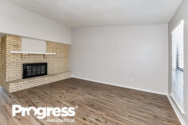 Foto del edificio - 413 Everest Ct