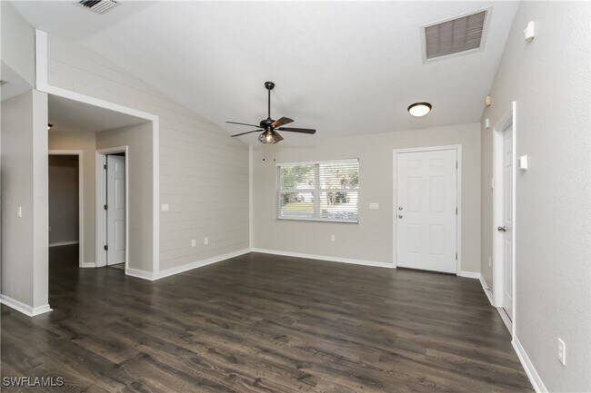 Foto del edificio - 2674 S Cranberry Blvd