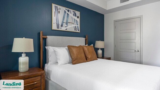 Foto del edificio - 2323 E Highland Ave