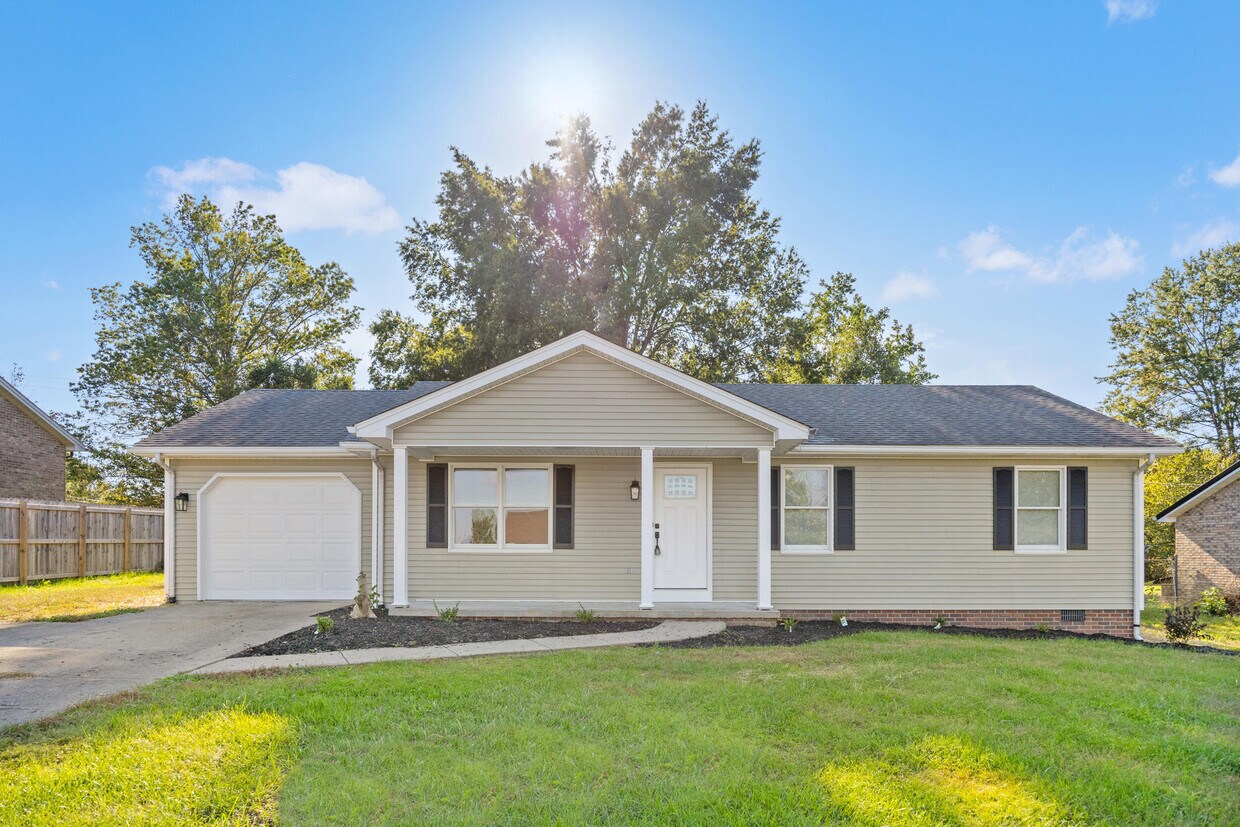 Foto principal - 1060 Butler Dr