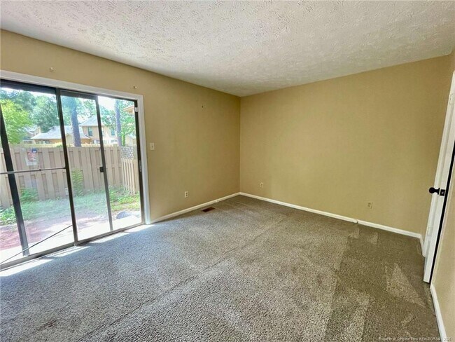 Foto del edificio - 4609 Fen Ct