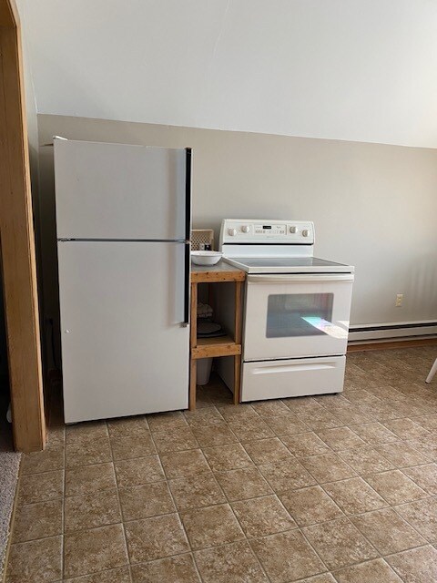 Estufa y refrigerador - 455 9th St
