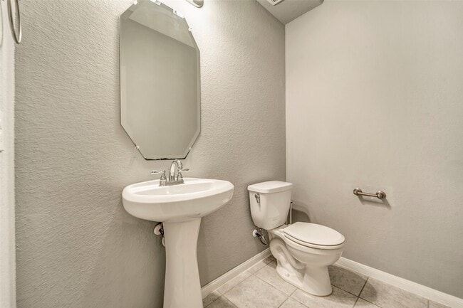 Building Photo - 3714 Logandale Ridge Ln