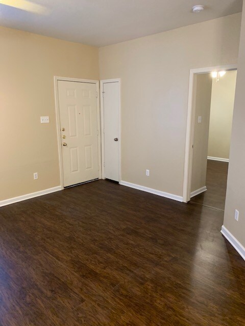 Foto del edificio - 3003 Whisper Oaks Ln
