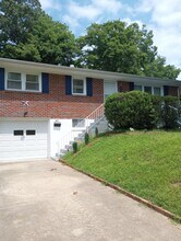 Building Photo - 477 Granville Dr