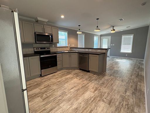 Foto del edificio - 5558 Whistling Tree Ln