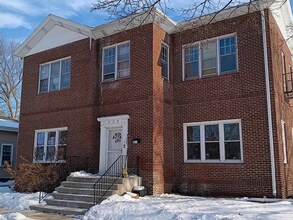 Building Photo - 939 College Ave