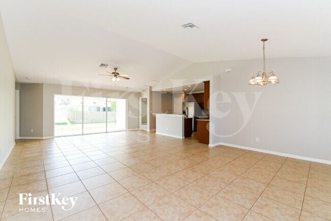 Foto del edificio - 1155 NW 27th Pl
