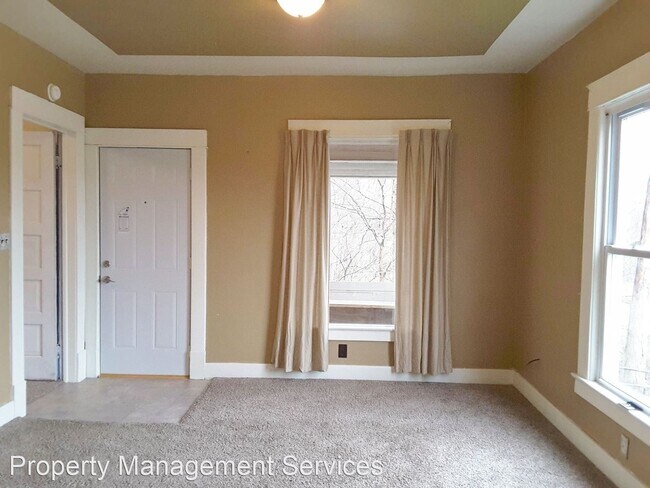 Foto del edificio - 4 br, 1 bath House - 213 1/2 Crescent St