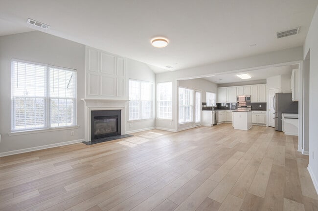 Building Photo - 9737 Jupiter Forest Dr