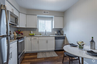 Interior Photo - Shady Lake Apartments