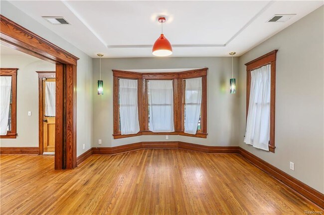 Building Photo - 430 W Grand Blvd