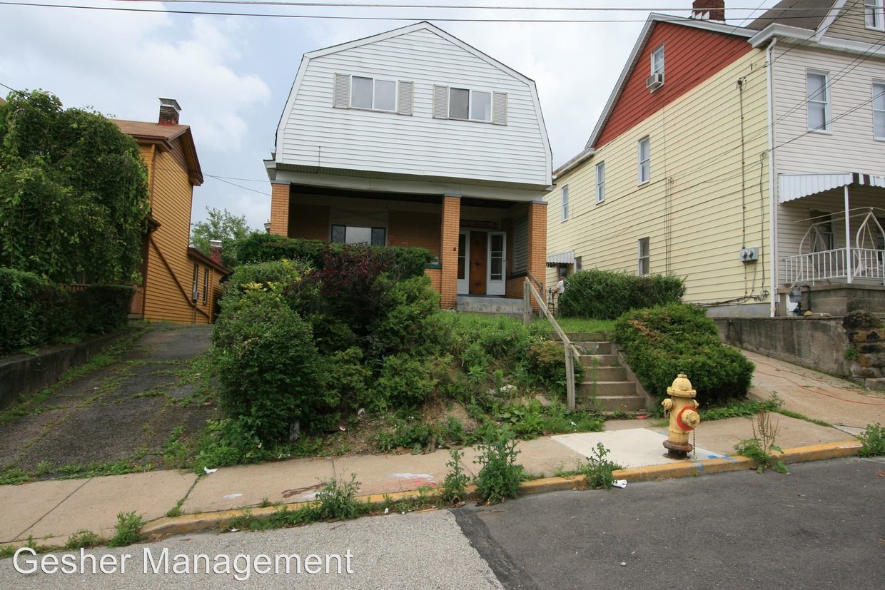 Primary Photo - 3 br, 2 bath House - 209 Penn Ave