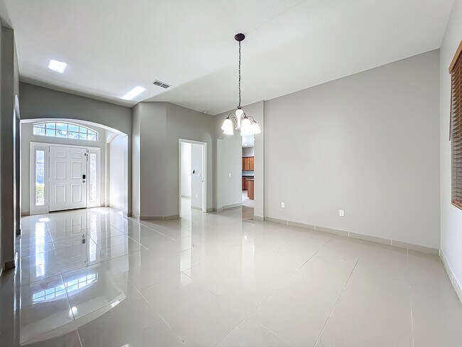 Foto del edificio - 3731 Peaceful Valley Dr