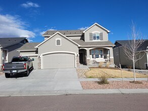 Building Photo - 10135 Thrive Ln