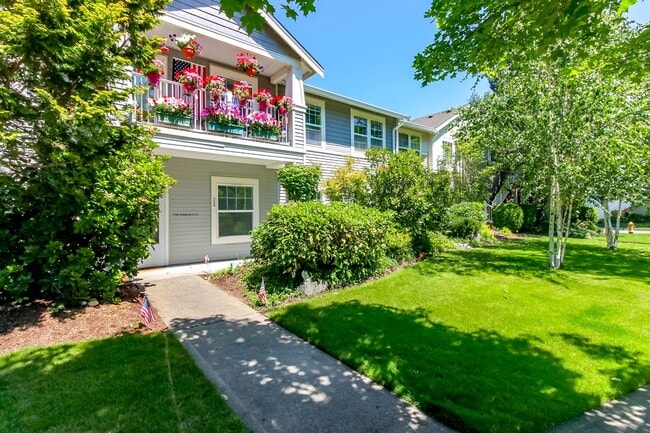 Foto del edificio - Low maintenance condo living in DuPont