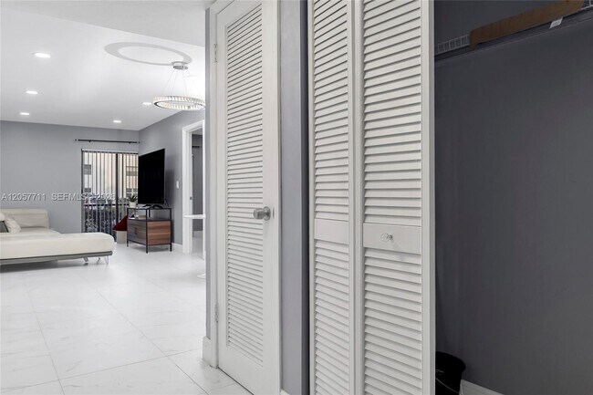Foto del edificio - 3300 Spanish Moss Terrace