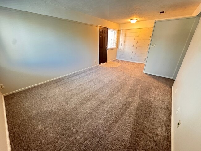 Building Photo - 1425 G St