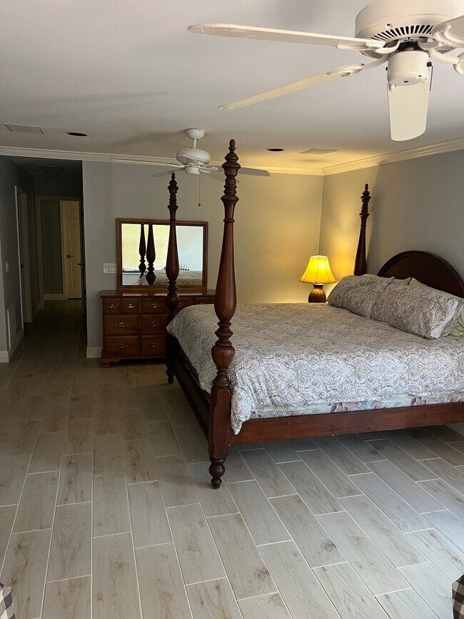 Foto del edificio - 4570 2nd St