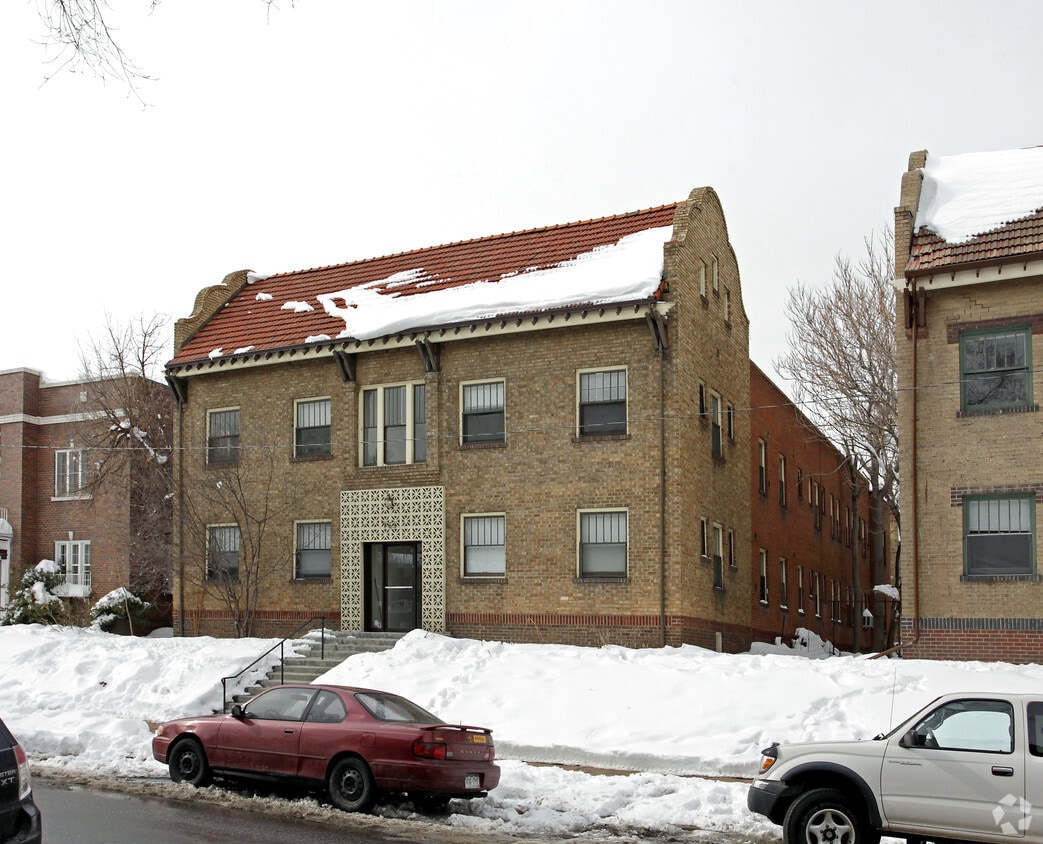 Primary Photo - 965 Washington St
