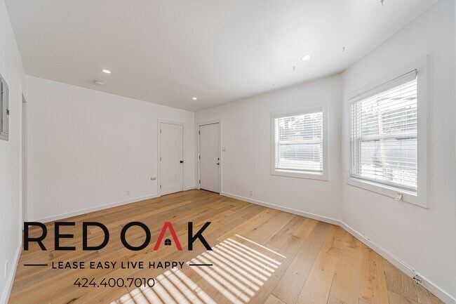 Foto del edificio - 1060 N Avenue 50