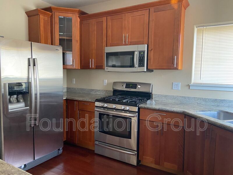 Photo - 150 S 152nd St