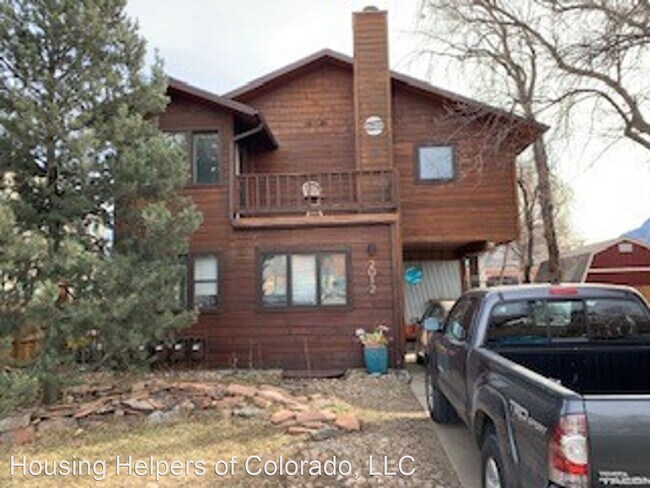 Building Photo - 1 br, 1 bath House - 2012 Spruce #5