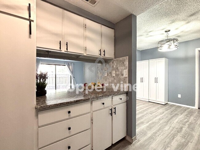Foto del edificio - 12168 N Melody Dr