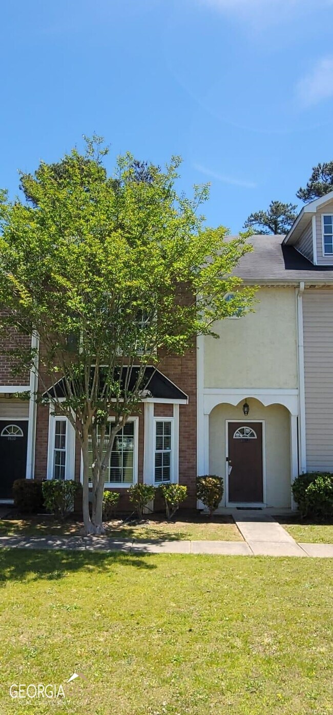 Foto del edificio - 8632 Thomas Rd