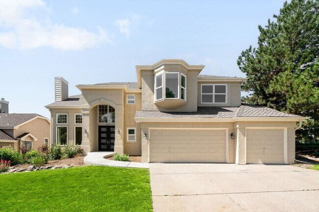Building Photo - Luxury 6BD, 5BA Recently Remodeled Littlet...