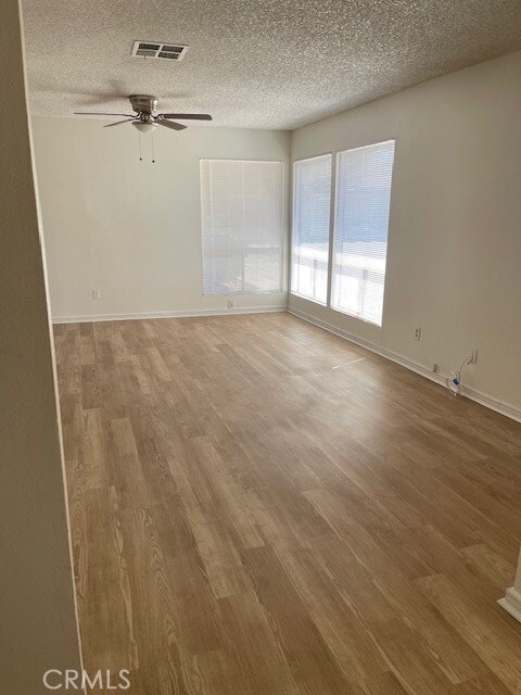 Building Photo - 876 W Whittier Ave