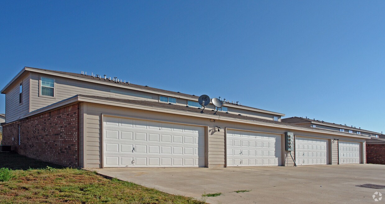 Building Photo - 5839 7th St