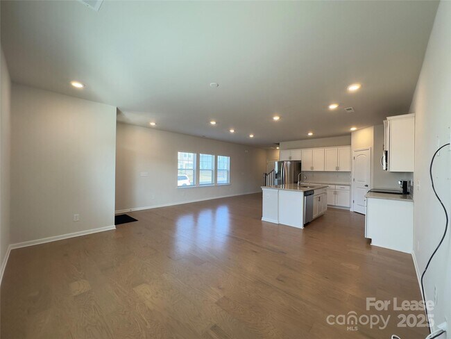 Foto del edificio - 403 Wescott St