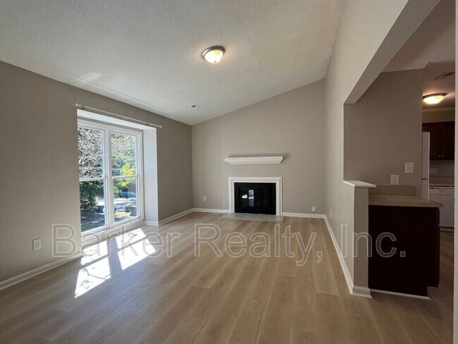 Foto del edificio - 4608 Brockton Dr