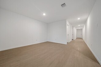 Building Photo - 25625 Rose Creek Dr