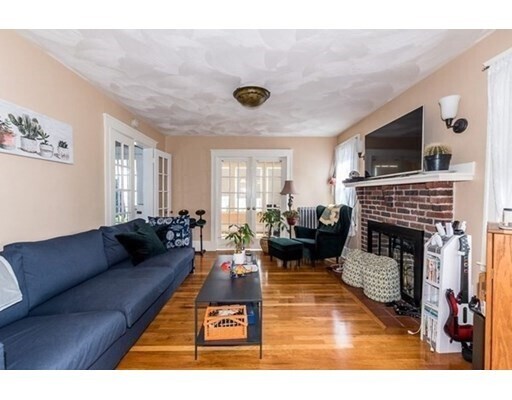 Foto del edificio - 24 Lenoxdale Ave