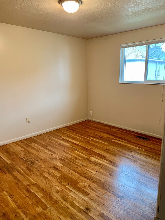 Foto del edificio - Three Bedroom Gem in Salt Lake City; Clean...
