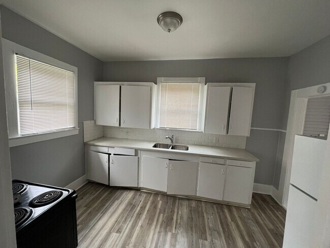 Foto del edificio - 2781 Sabine Pass Ave