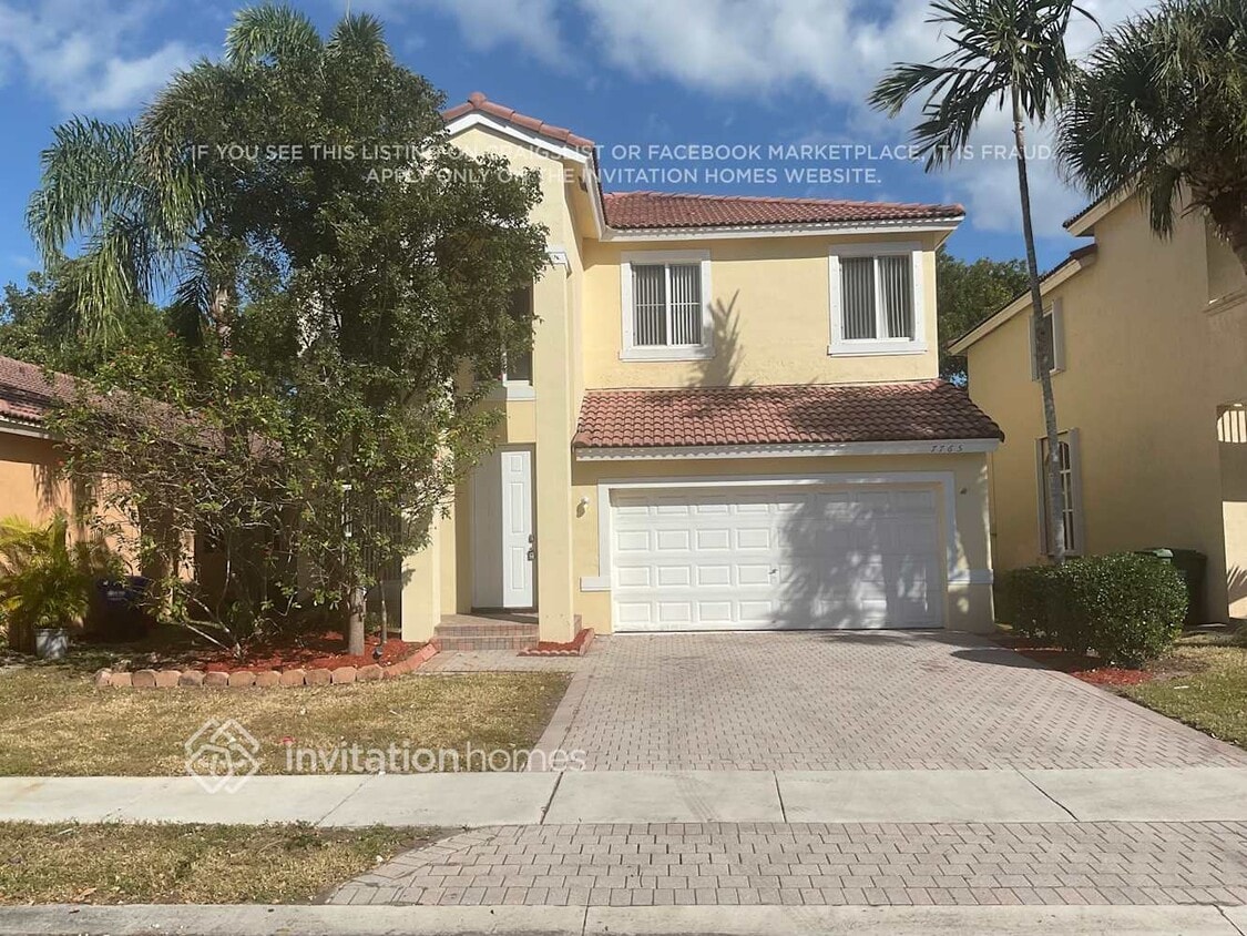 Foto principal - 7765 NW 19th Ct