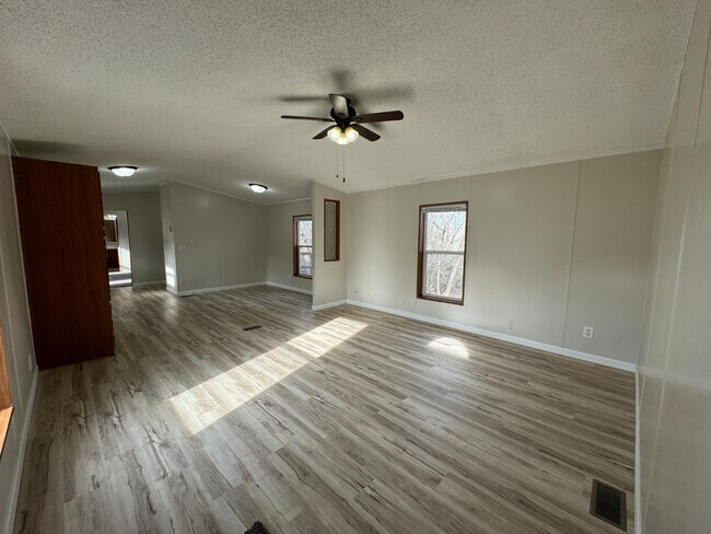 Building Photo - 5119 Highway 83 S