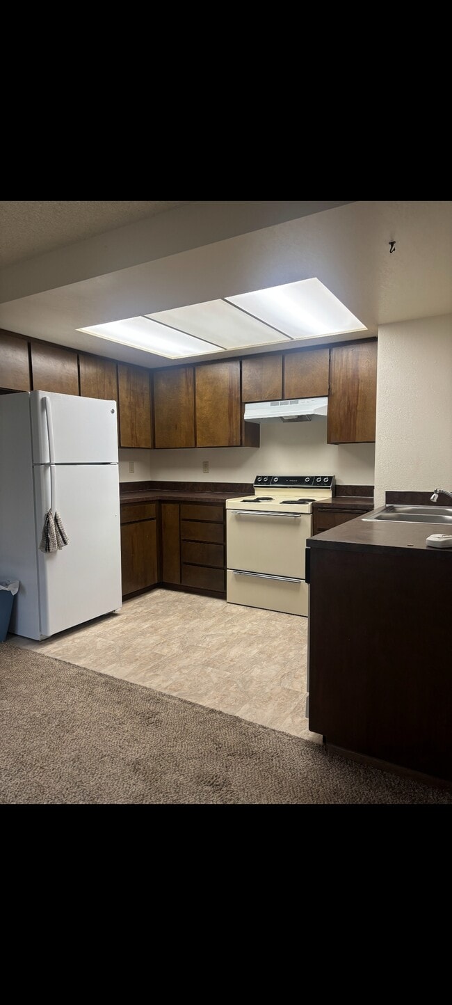 Building Photo - 1213 S 43rd Ave